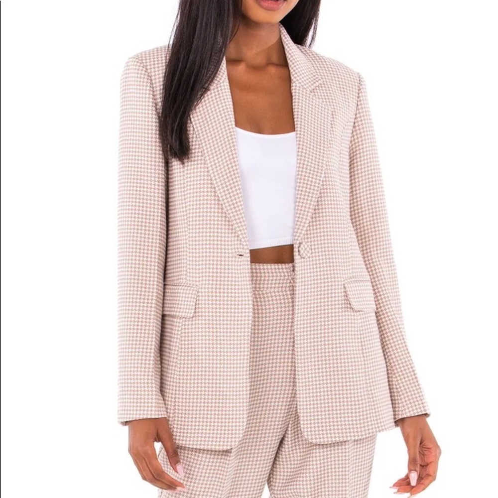 MinkPink Florentine Blazer